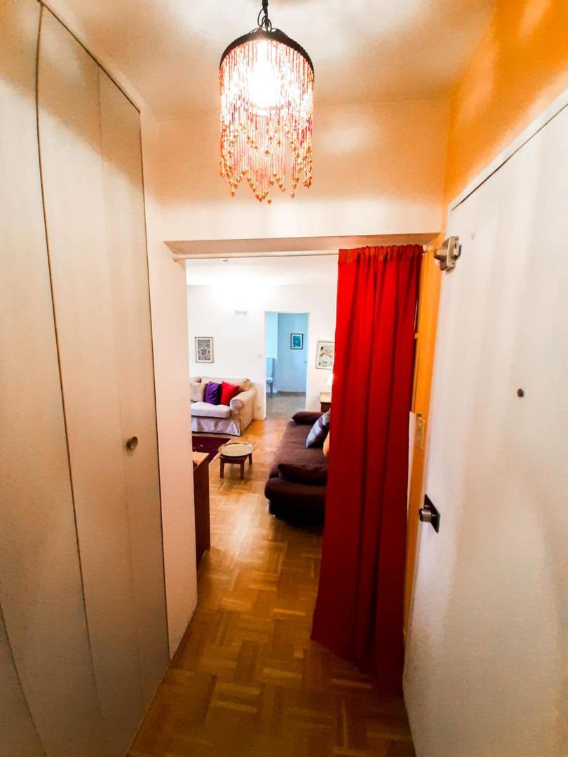 Spacious T2 Apt In City Center. Амбуаз Екстер'єр фото